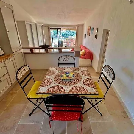 Petit Mas Coquet Dans L'esterel Теуль-сюр-Мер